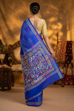 Back Pose Pallu Drape